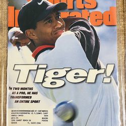 (4 ) Tiger Woods Sports Illustrated Magazines In Good Condition 
