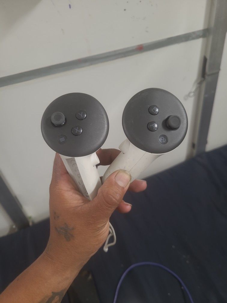Oculus Controllers, No Head Set