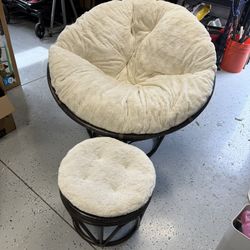 Papasan Chair With Footstool