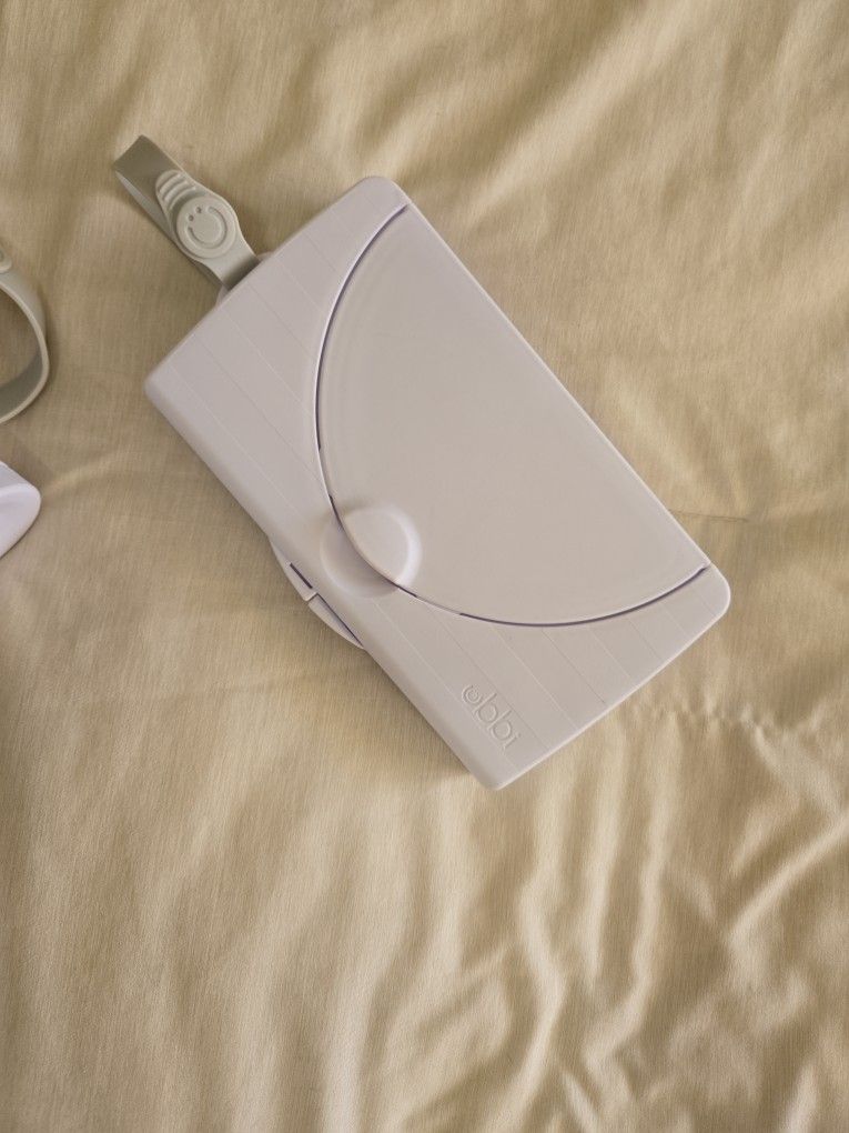 Ubbi Wipe & Bag Dispenser