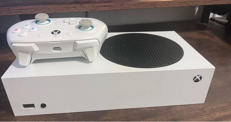 Xbox Series S 512GB + GameSir G7 SE Controller