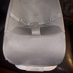 Munchkin Spring 2-in-1 Bouncer and Rocker