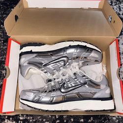 Nike Men’s P-6000 Metallic Silver