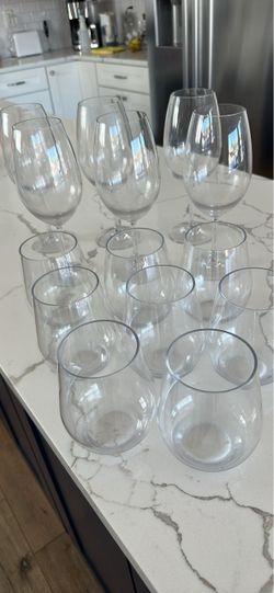Acrylic wine glasses