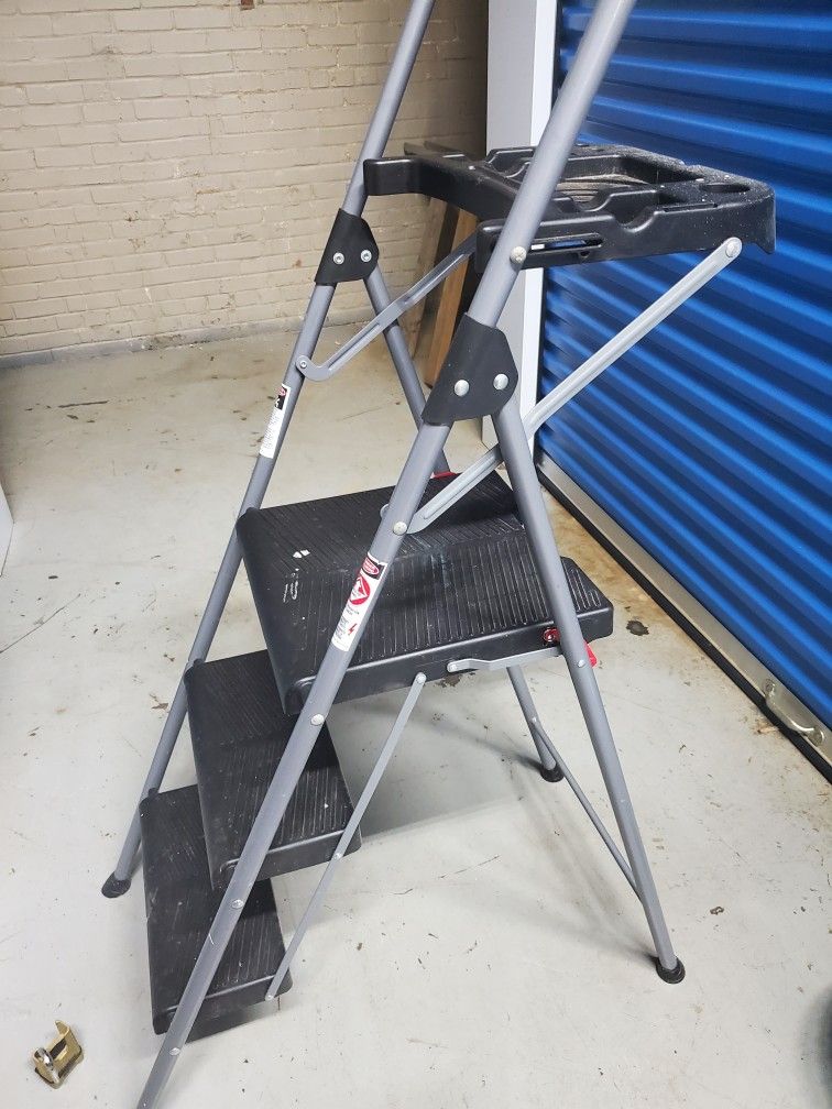 Werner 3 Step Ladder With Tool Tray