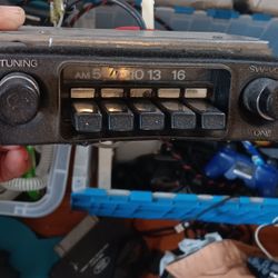Vintage Shaft Car Radio 