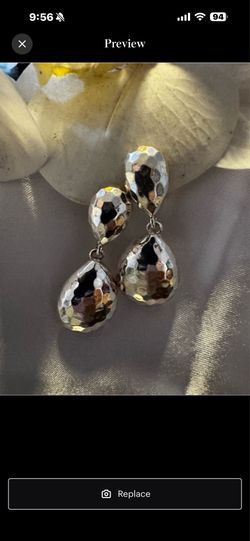 Monet Tear Drop Hammered VTG EUC Silver Clip On Earrings