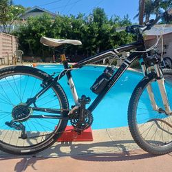 Specialized Hardrock Mountain Bike Aluminum 