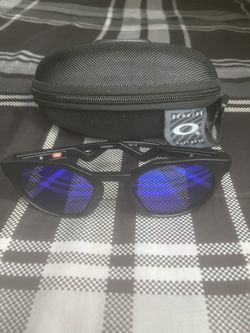 Oakley Sunglasses 