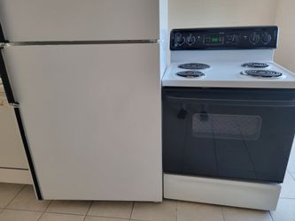 G.E. stove  4 burner