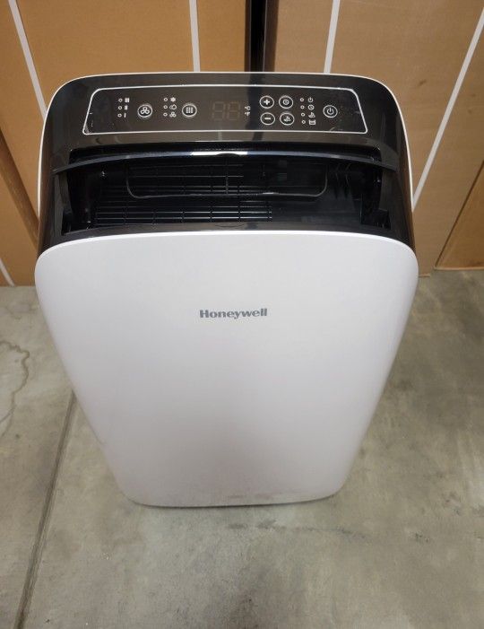 Honeywell Portable Air Conditioner AC 10,000 BTU New