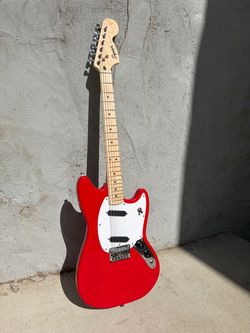 Squier Sonic Mustang Electric Guitar - Torino Red LIKE NEW