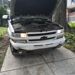 Parts Car 2006 Tahoe Z71 Bad Motor Good Transmission 4x4 All Parts As Seen