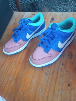 Nike Dunk Low
SKU: DZ2873-400