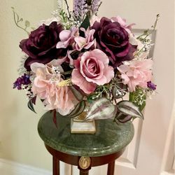 GORGEOUS  FLOWER ARRANGEMENT