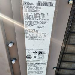 Package unit gas 3 tone.