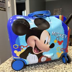 Mickey Mouse Luggage 