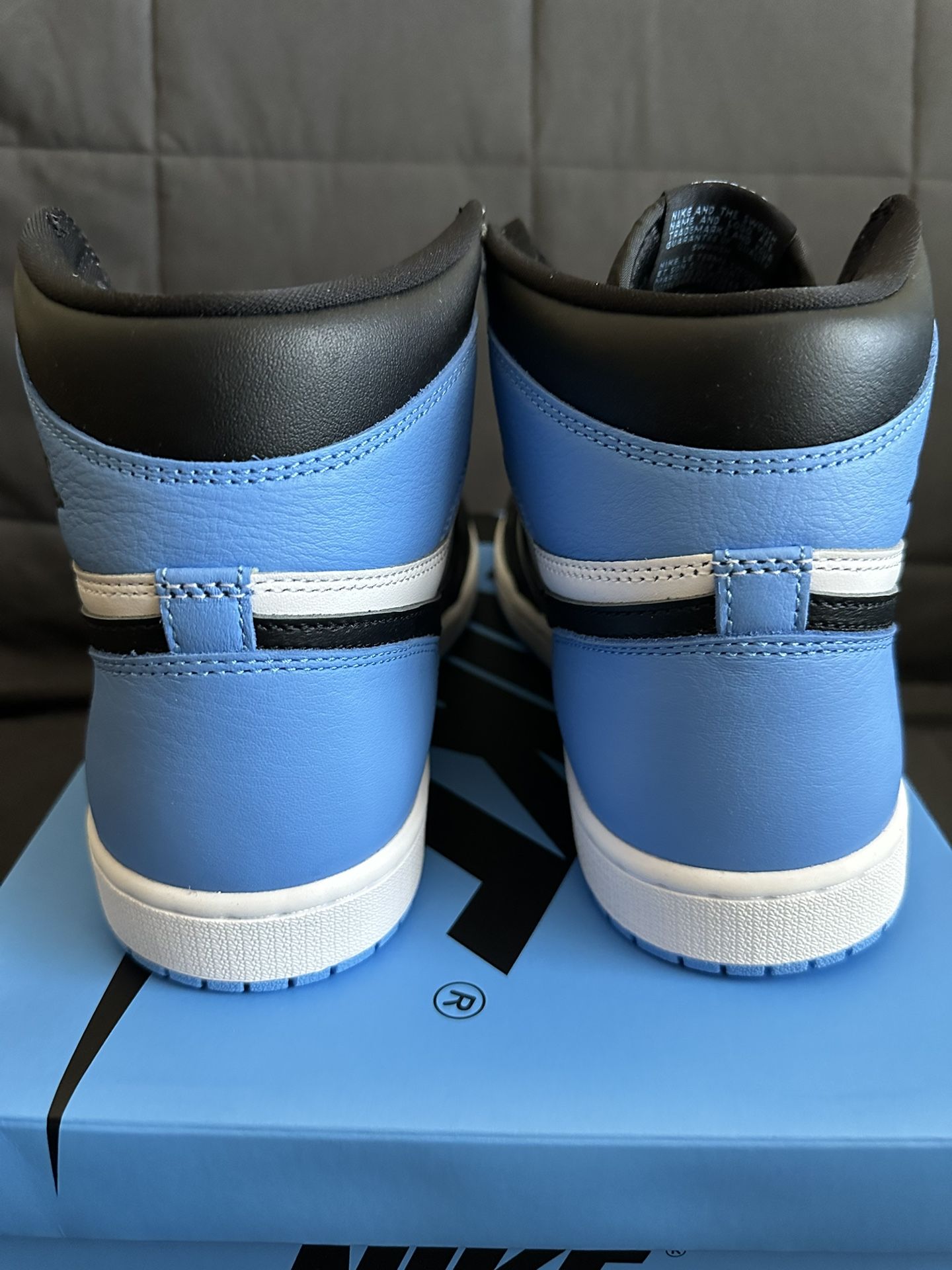 Nike Air Jordan 1 Retro High OG UNC Toe - Size 11.5M