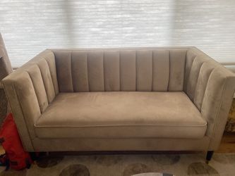 Love Seat / Sofa