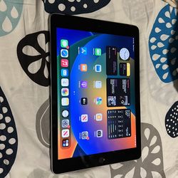 iPad 5th Gen 128GB Wi-Fi + Cellular