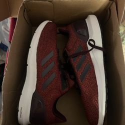 Size 7.5 Womens Addidas Running/gym Shoes. New In Box. $65 Or Best Reasonable Offer 