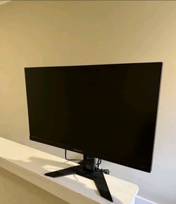 Gigabyte M32U 4k gaming monitor.