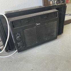 AC Unit Black 