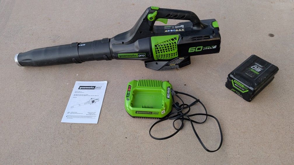 Greenworks Pro 60V 750 cfm Blower w/ 2 Ah Battery and Charger