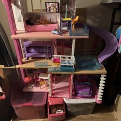 Barbie Doll House 