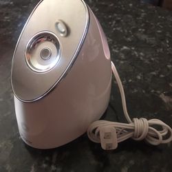 Facial steamer