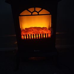 Small Space Heater/electric Fire Place