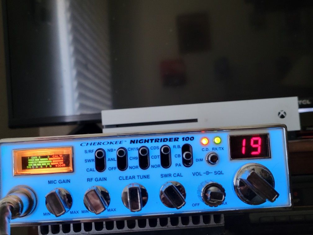 Cherokee nightrider 100 Cb Radio