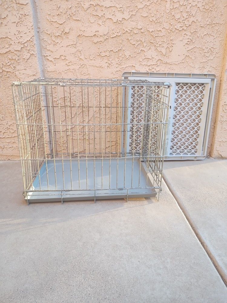 Dog Kennel & Dog Gate - $25.00