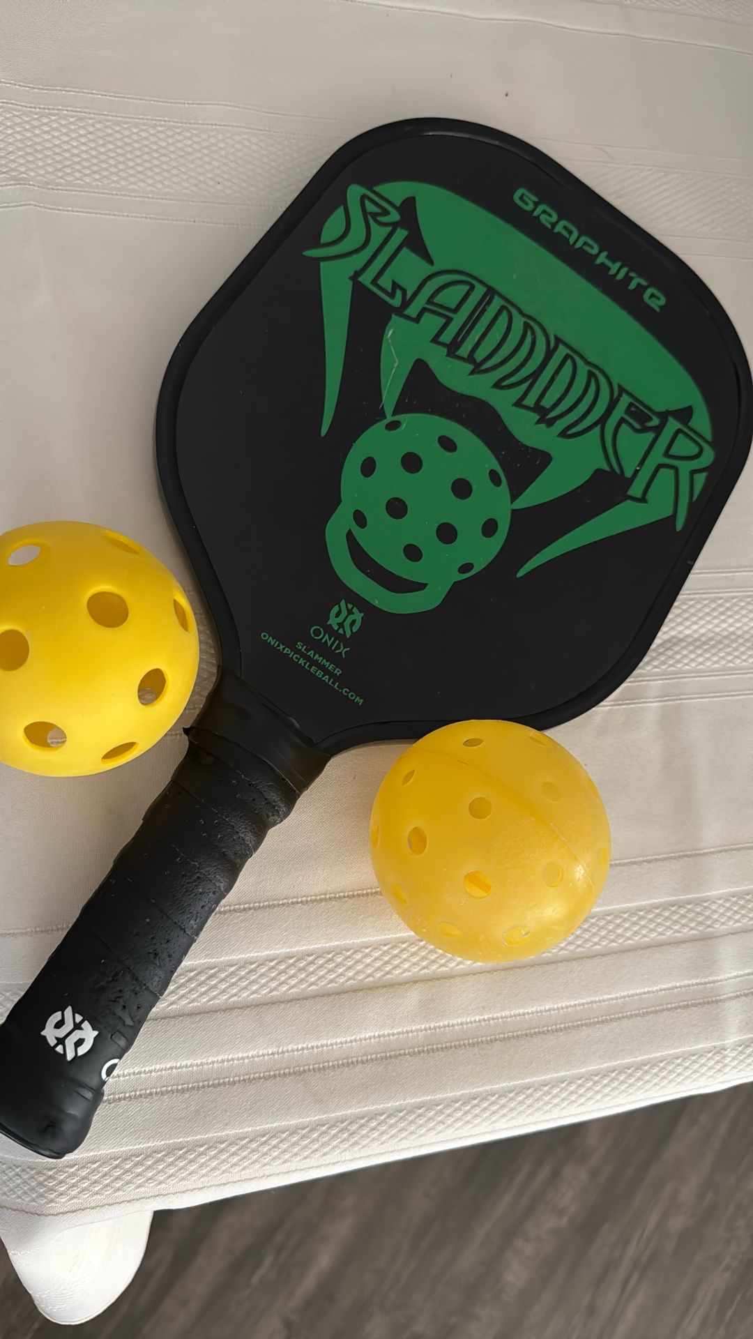 Graphite Slammer Pickleball Paddle