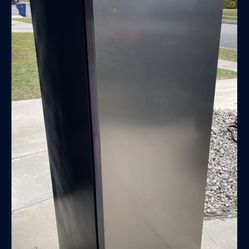 vissani 6.9cu ft fridge/freezer