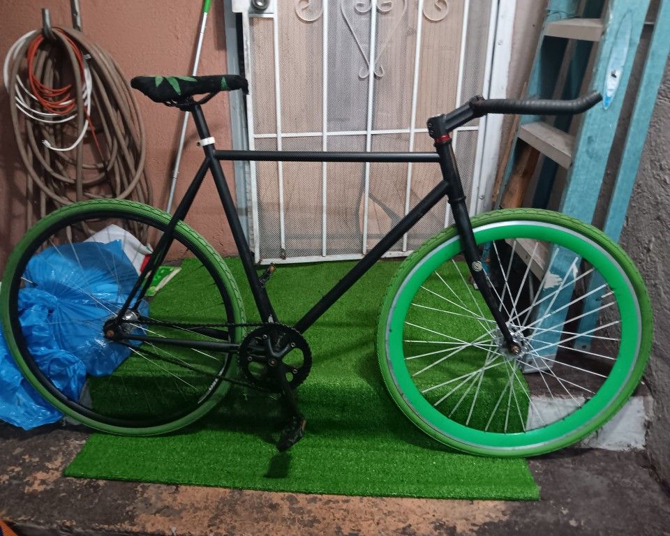 Fixed Gear Bike Tall Frame 700c Tires Ready To Ride 