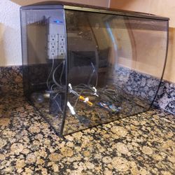 9 Gallon Fluval Flex Fish Tank