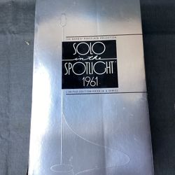 1989 Solo In The Spotlight 1961 Barbie Doll Porcelain Collection Mattel 7613 NEW