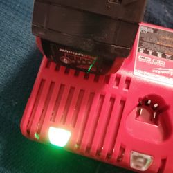 Milwaukee Battery And Charger Base 