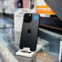 iPhone 16 Pro Max (Factory Unlocked) 