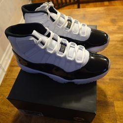 Brand New! Retro 11