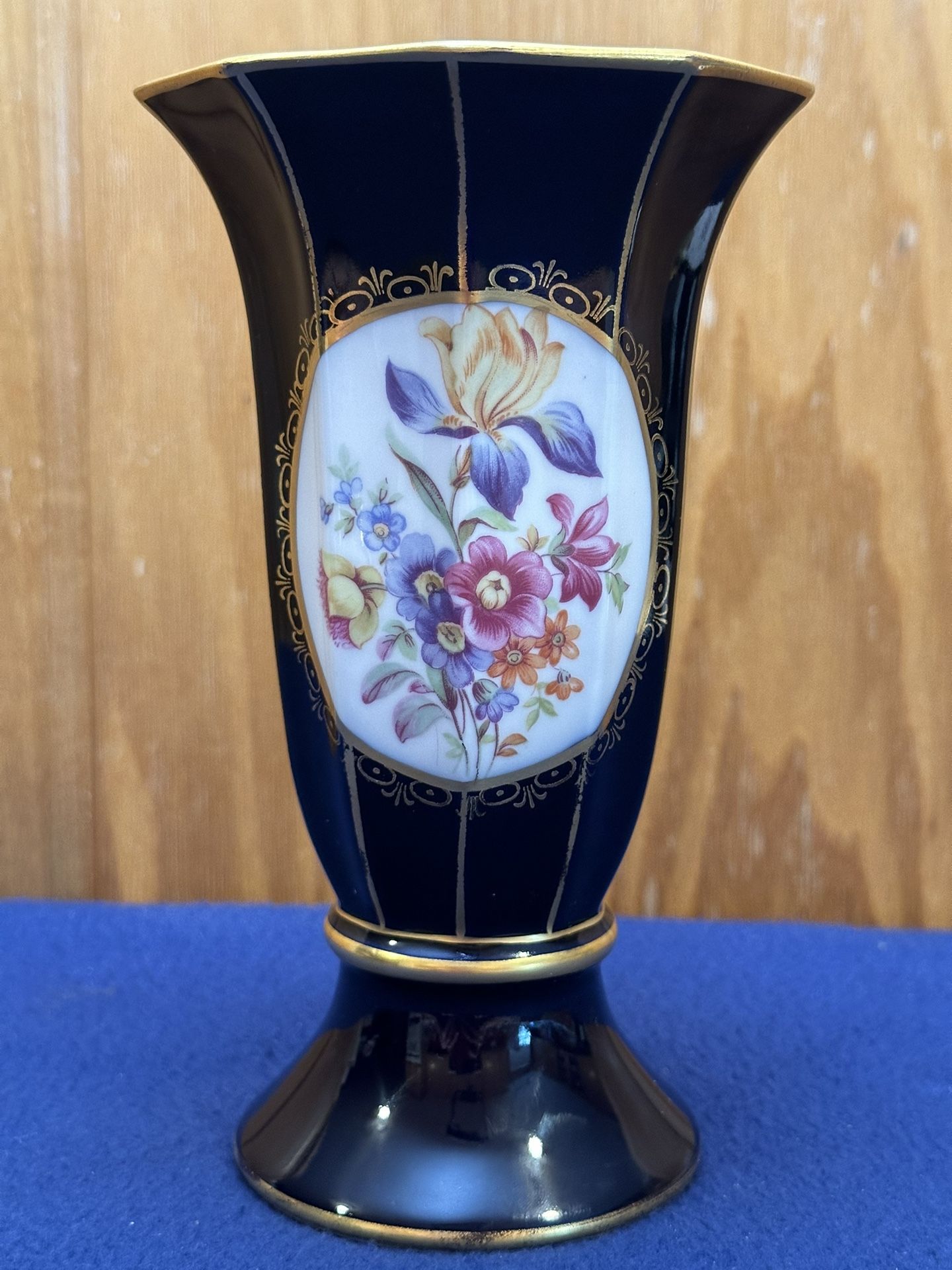 Beautiful Vintage Echt Kobalt Vase JLMenau Graf von Henneberg Porzellan Vase Made in Germany