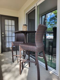 Outdoor Wicker 3 Piece Bar Set USED