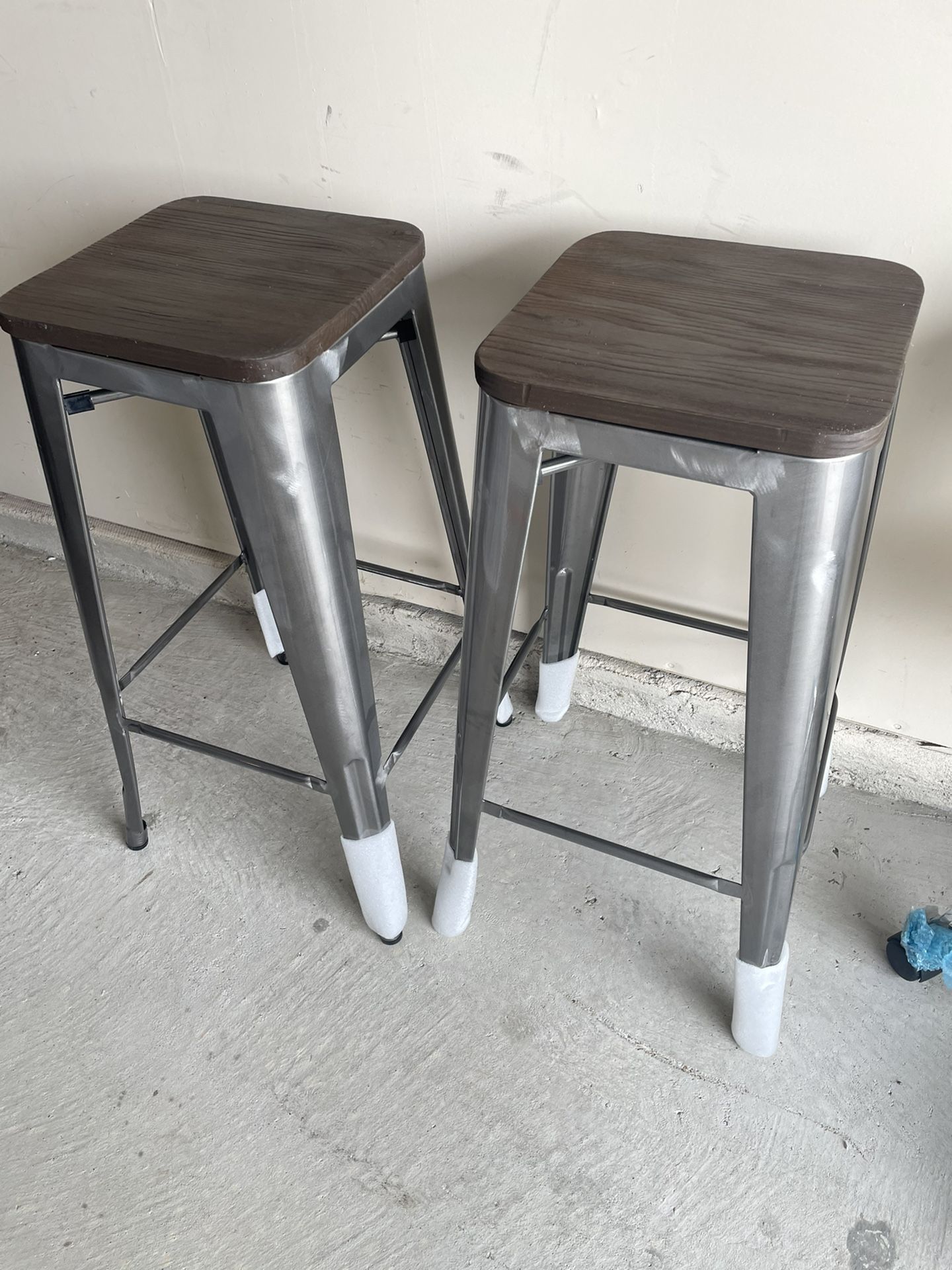 Bar Stool Finwick Gunmetal NEW