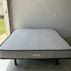 King Siena Premier Hybrid Mattress In Excellent Condition 