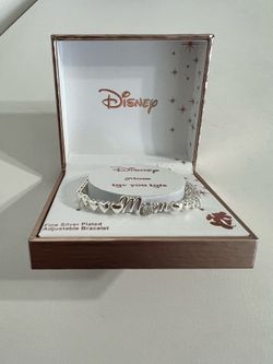 Disney Mickey Mouse Mom Bracelet