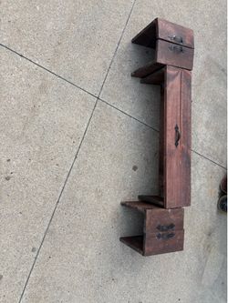 Rustic shelf decor