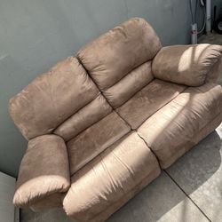 Love Seat (reclining)