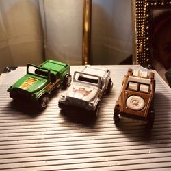 (3) Die Cast Jeeps, The Green And White Hong Kong And Brown Is Tootsietoy