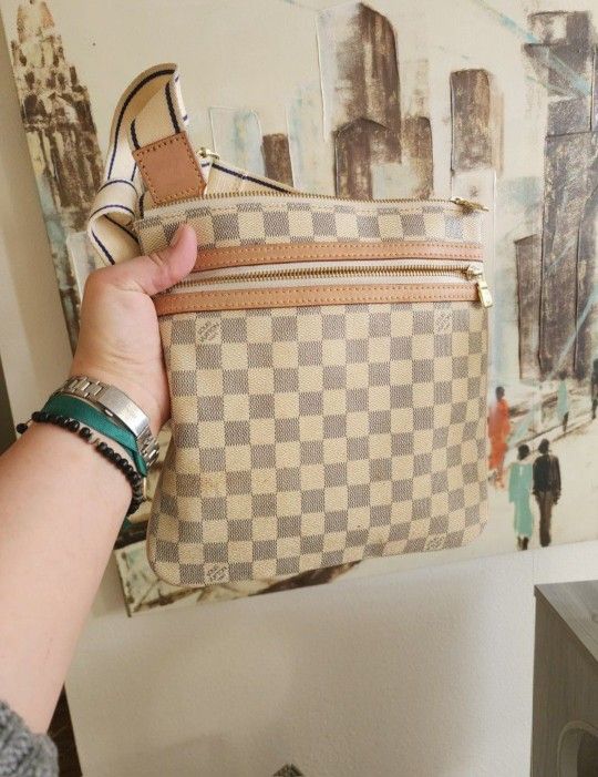 Bosphore crossbody bag
Very good condition
Damier, Synthetic